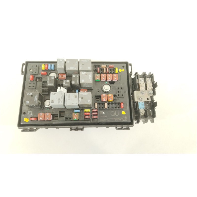 Recambio de caja reles / fusibles para opel astra j (p10) 1.7 cdti (68) referencia OEM IAM 13313205  1110011AA