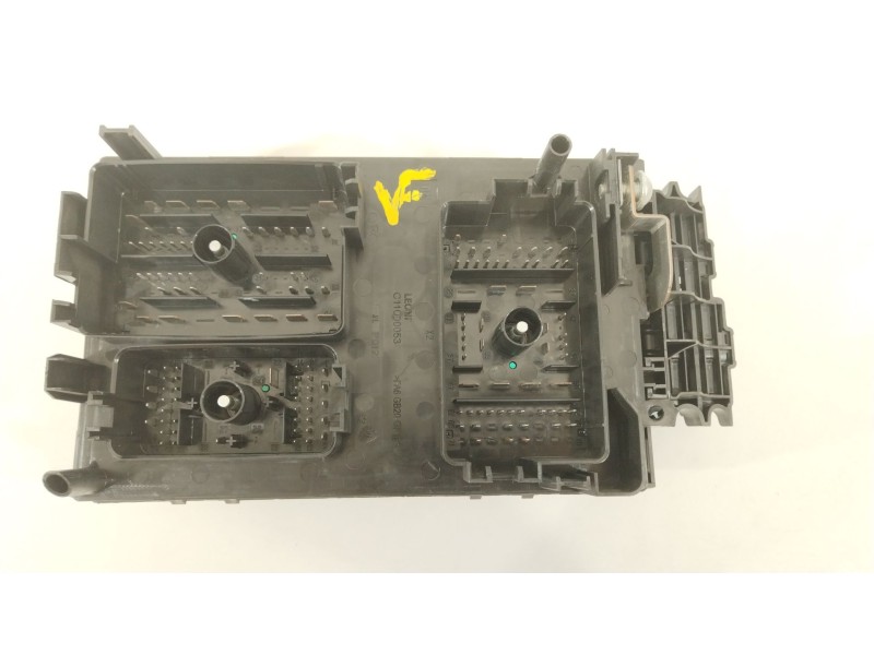 Recambio de caja reles / fusibles para opel astra j (p10) 1.7 cdti (68) referencia OEM IAM 13313205  1110011AA