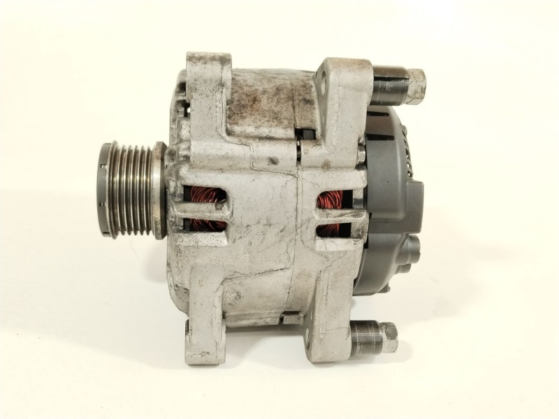 Recambio de alternador para peugeot 308 sw envy referencia OEM IAM 9664779680  