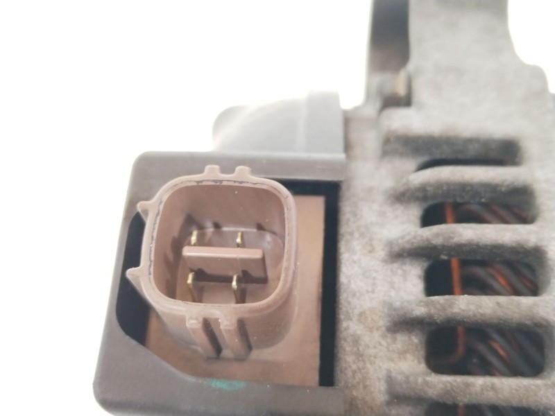 Recambio de alternador para toyota auris (_e15_) 1.4 d-4d (nde150_) referencia OEM IAM 270600ND40  1042102326