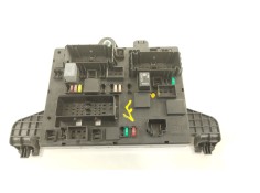 Recambio de caja reles / fusibles para opel astra j (p10) 1.7 cdti (68) referencia OEM IAM 13302300 1110021AA 365927271