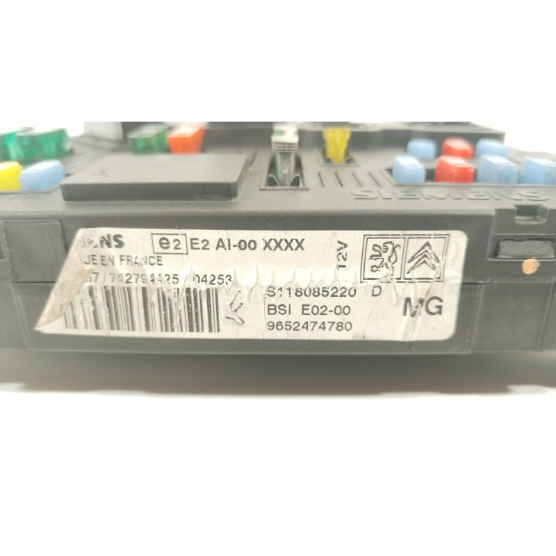Recambio de caja reles / fusibles para peugeot 206 hatchback (2a/c) 1.4 i referencia OEM IAM 9652474780  BSIE0200