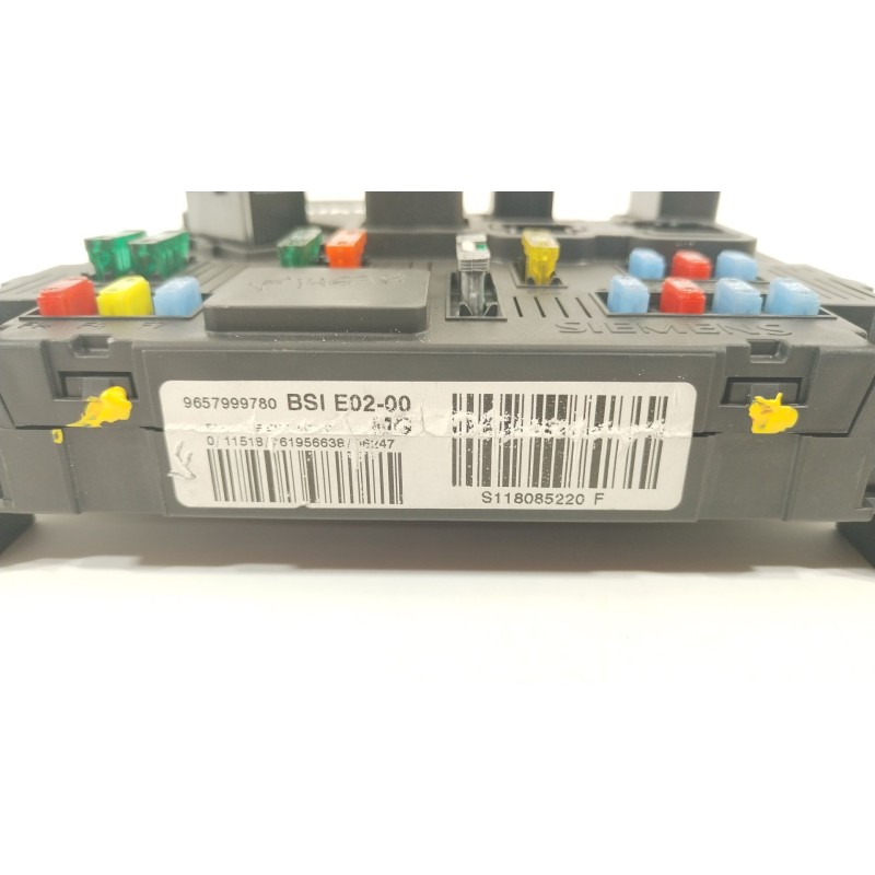 Recambio de caja reles / fusibles para citroën xsara picasso (n68) 1.6 hdi referencia OEM IAM 9657999780  S1180885220F