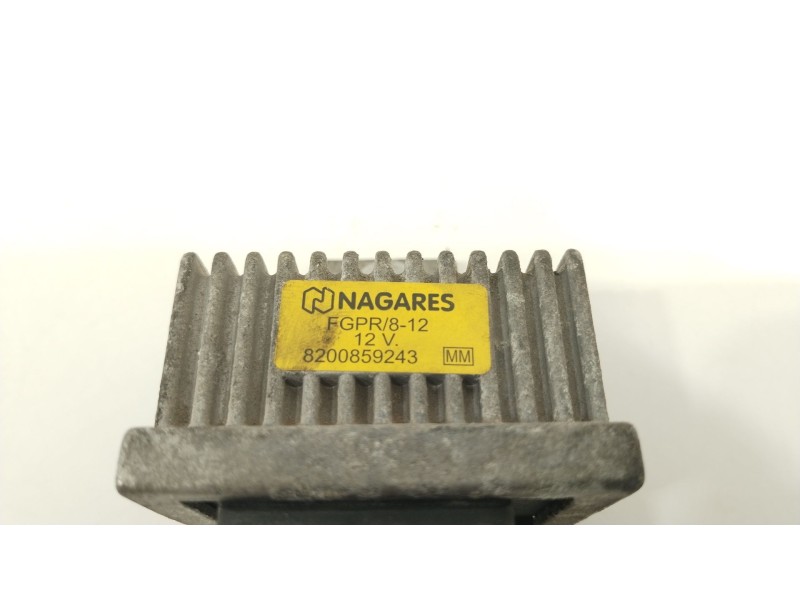 Recambio de caja precalentamiento para renault megane iii berlina 5 p dynamique referencia OEM IAM 8200859243  