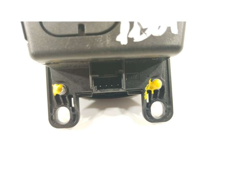 Recambio de mando multifuncion para bmw serie 2 gran tourer (f46) 218d referencia OEM IAM 65826829087  