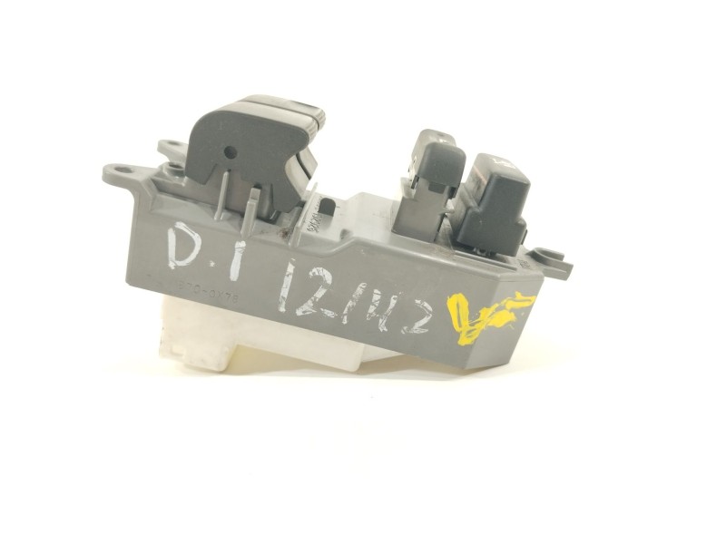 Recambio de mando elevalunas delantero izquierdo para toyota yaris (ksp9/scp9/nlp9) básico referencia OEM IAM 848200D100  