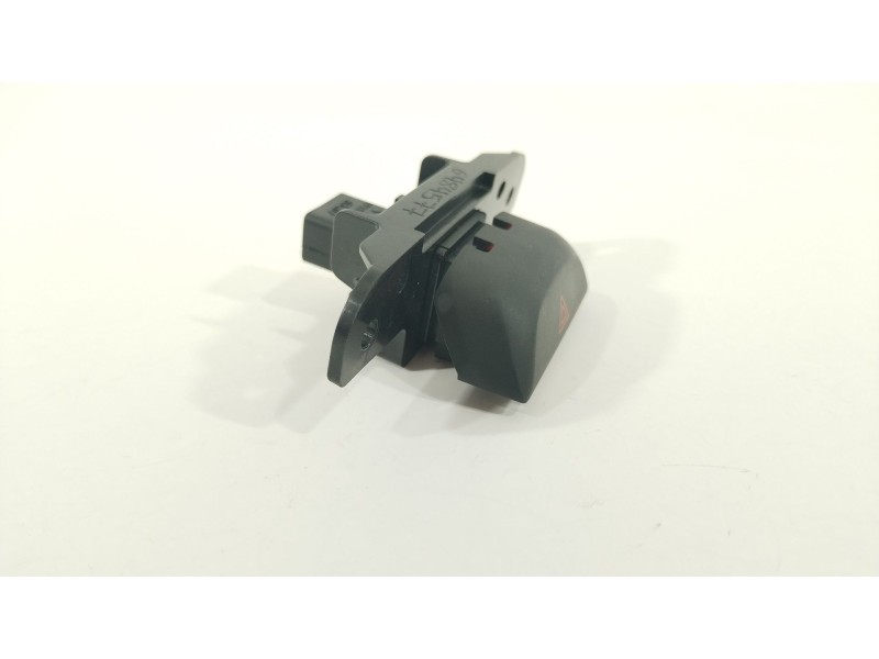 Recambio de warning para nissan pulsar (c13) acenta referencia OEM IAM 682UU3ZL0A  