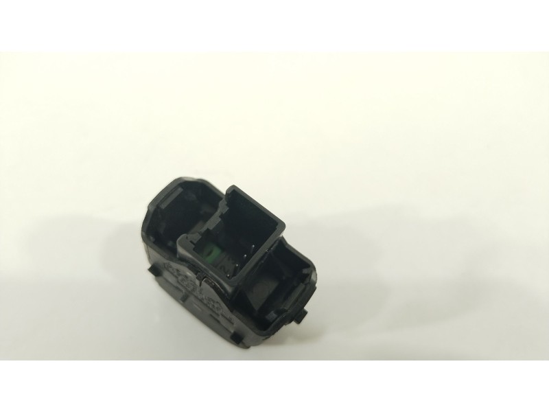 Recambio de mando elevalunas trasero izquierdo para ford kuga (cbs) titanium referencia OEM IAM 10091844  BM5114529AB