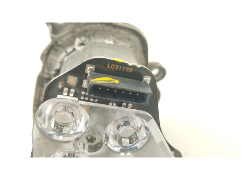 Recambio de centralita faros xenon para bmw 5 (f10) 530 d xdrive referencia OEM IAM 63117271902 AA260311 171738