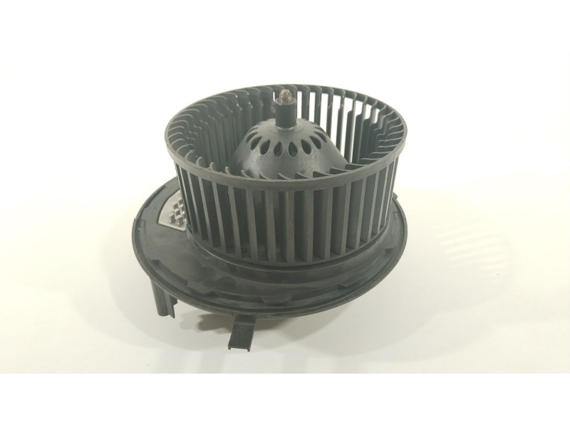 Recambio de ventilador calefaccion para volkswagen golf vii lim. gte referencia OEM IAM 5Q1819021B  5Q0907521E