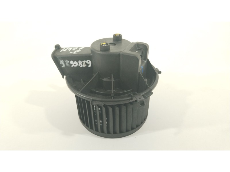 Recambio de ventilador calefaccion para peugeot boxer furgoneta 2.2 hdi 130 referencia OEM IAM 168330100  