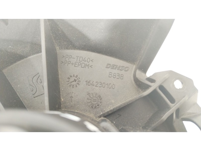 Recambio de ventilador calefaccion para fiat punto (evo) (199) dynamic referencia OEM IAM 164230100  