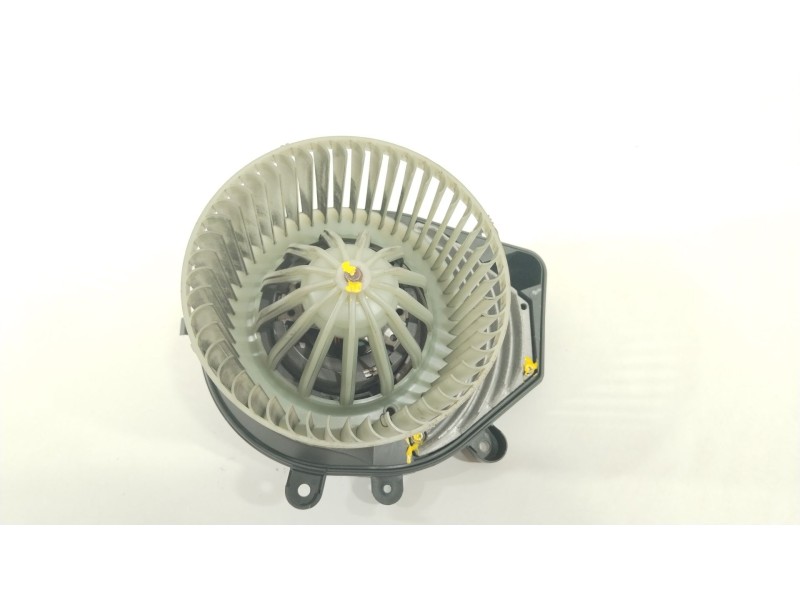 Recambio de ventilador calefaccion para volkswagen passat berlina (3b3) comfortline referencia OEM IAM 740221233F  