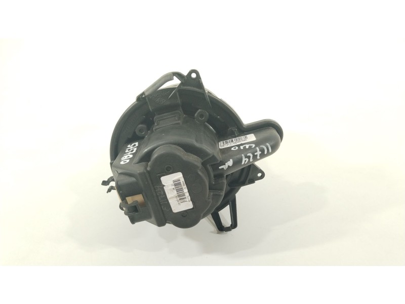 Recambio de ventilador calefaccion para renault clio iv limited referencia OEM IAM 5P3730000  