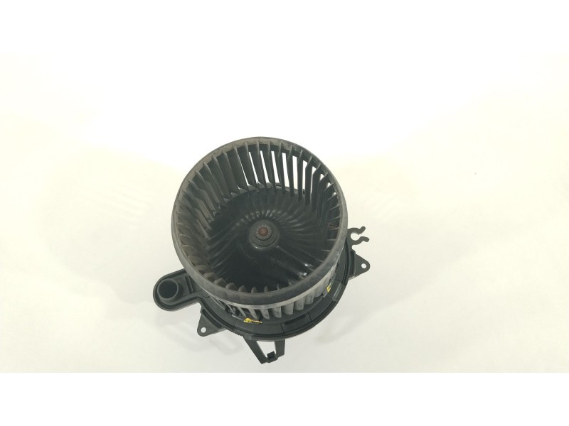 Recambio de ventilador calefaccion para renault clio iv limited referencia OEM IAM 5P3730000  