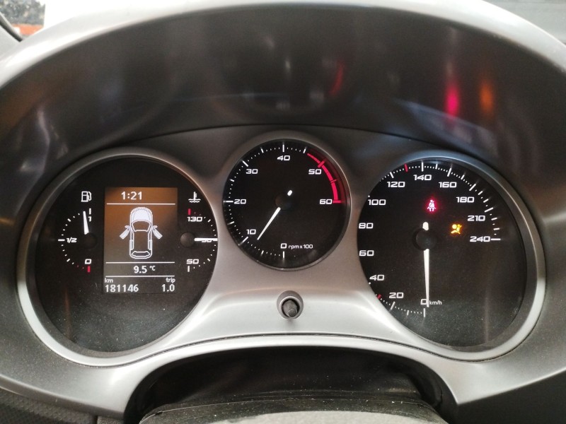 Recambio de cuadro instrumentos para seat leon (1p1) 1.6 tdi referencia OEM IAM 1P0920853C  