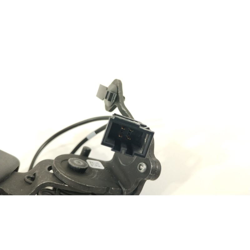 Recambio de enganche cinturon trasero central para cupra leon (kl1, ku1, kug) 1.5 etsi referencia OEM IAM 5FA857739  