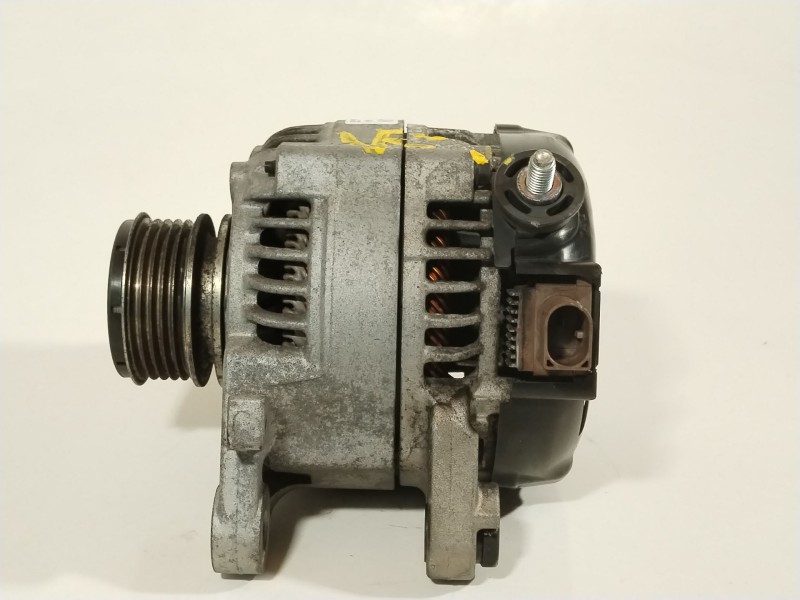 Recambio de alternador para kia cee´d (jd) 1.6 crdi 136 referencia OEM IAM 373002A750  MS1042113580