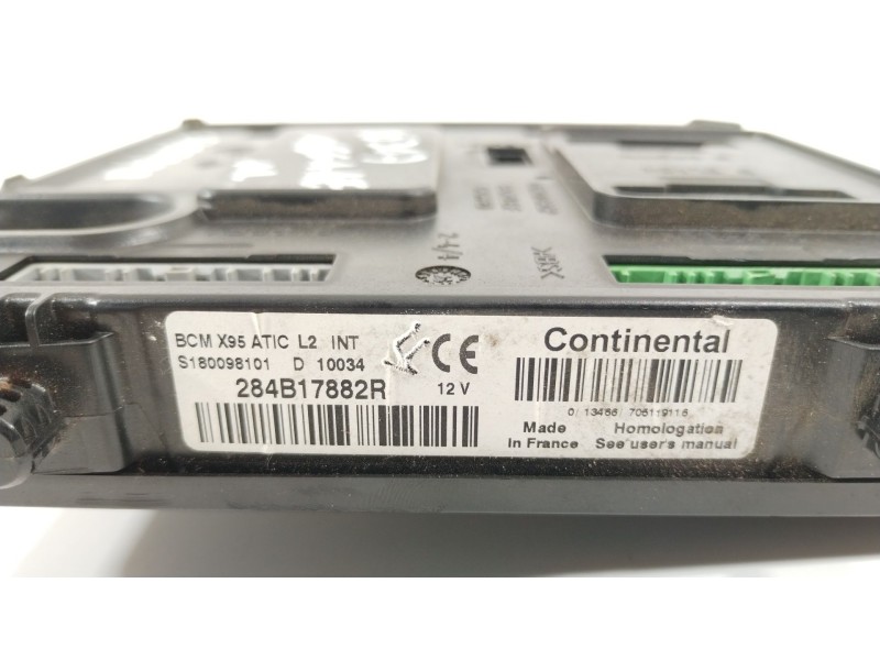 Recambio de modulo electronico para renault megane iii berlina 5 p dynamique referencia OEM IAM 284B17882R S180098101 BCMX95
