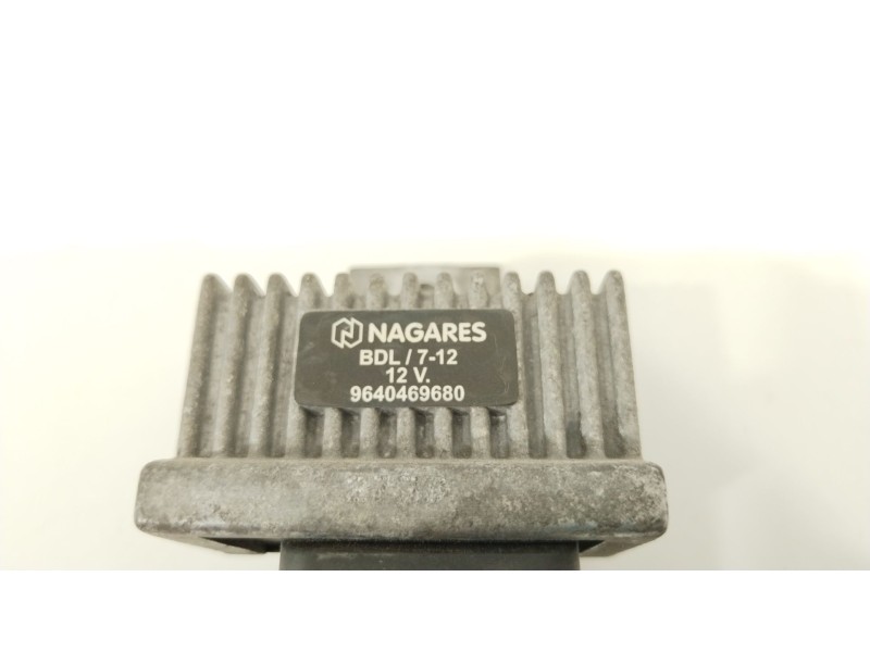 Recambio de caja precalentamiento para fiat brava (182_) 1.4 12 v (182.ba) referencia OEM IAM 9640469680  