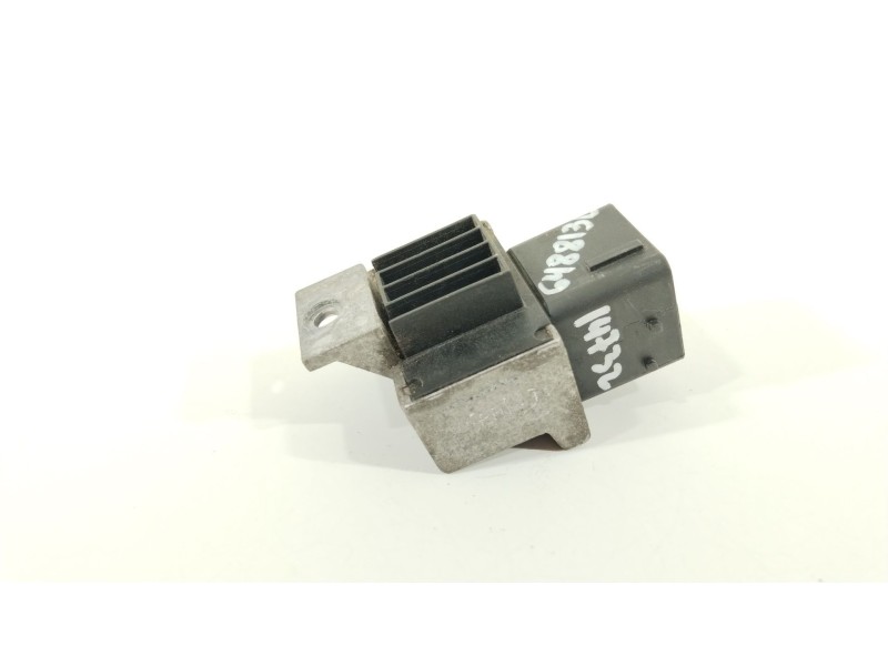 Recambio de caja precalentamiento para fiat brava (182_) 1.4 12 v (182.ba) referencia OEM IAM 9640469680  