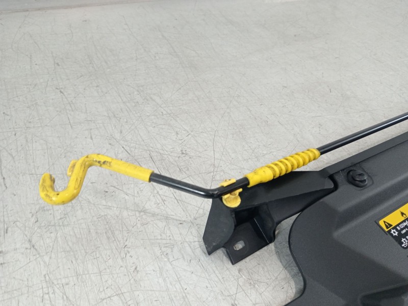 Recambio de moldura para seat arona (kj7, kjp) 1.0 tsi referencia OEM IAM 6F9853655  