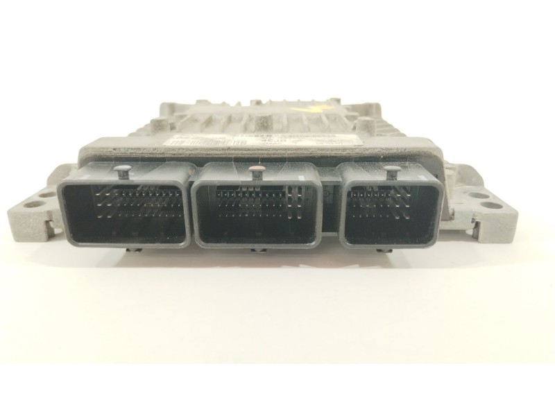 Recambio de centralita motor uce para ford fiesta vi (cb1, ccn) 1.4 tdci referencia OEM IAM 8V2112A650EB  5WS40584B