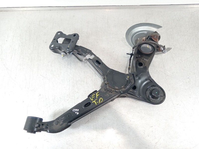 Recambio de mangueta trasera derecha para peugeot traveller autobús (v_) 2.0 bluehdi 145 referencia OEM IAM  1619266780 