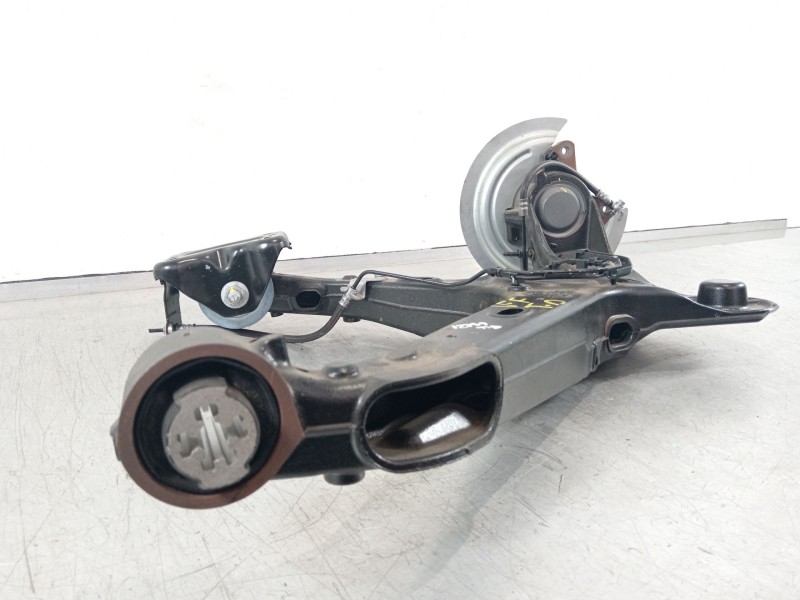 Recambio de mangueta trasera derecha para peugeot traveller autobús (v_) 2.0 bluehdi 145 referencia OEM IAM  1619266780 