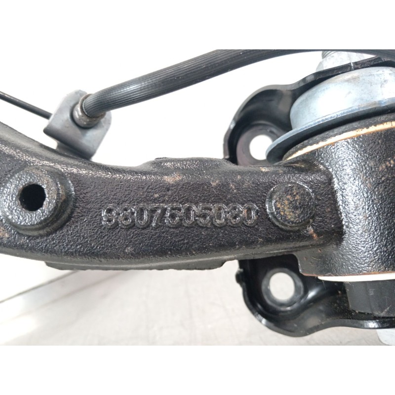 Recambio de mangueta trasera izquierda para peugeot traveller autobús (v_) 2.0 bluehdi 145 referencia OEM IAM 9807505080 1619266