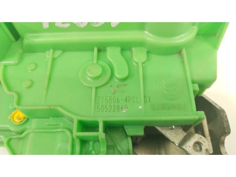 Recambio de cerradura puerta trasera derecha para alfa romeo giulietta (191) sprint referencia OEM IAM 50522869  