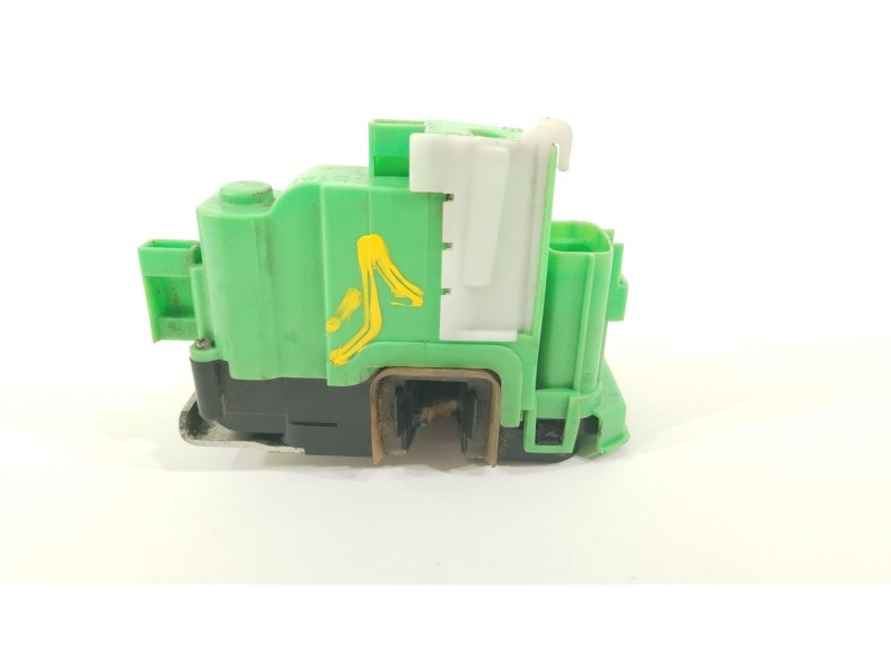 Recambio de cerradura puerta trasera derecha para alfa romeo giulietta (191) sprint referencia OEM IAM 50522869  