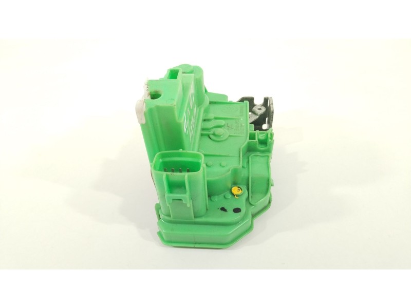 Recambio de cerradura puerta trasera derecha para alfa romeo giulietta (191) sprint referencia OEM IAM 50522869  