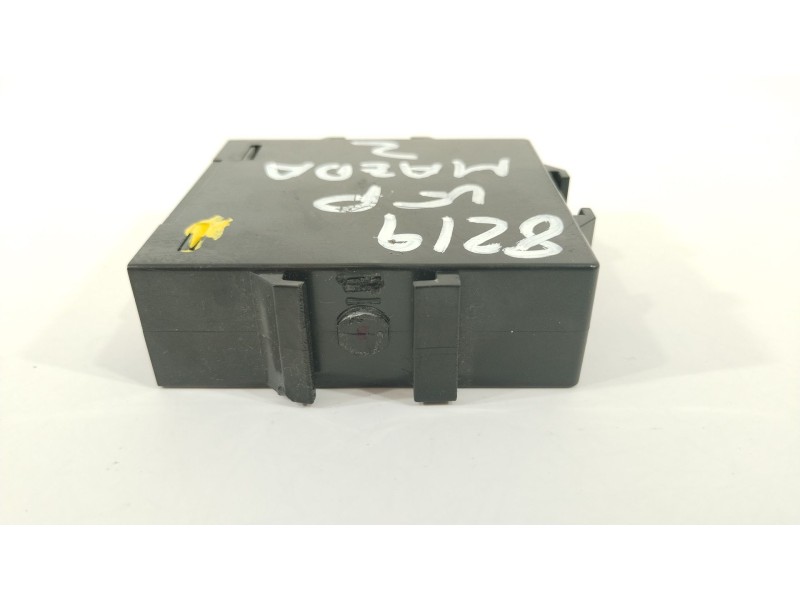Recambio de modulo electronico para mazda 2 lim. () black tech edition referencia OEM IAM DA6C67UU0  