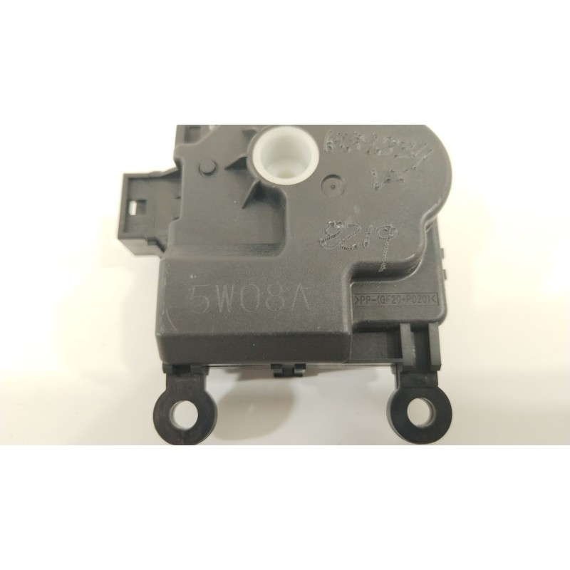 Recambio de motor apertura trampillas climatizador para mazda 2 lim. () black tech edition referencia OEM IAM 5W08A  