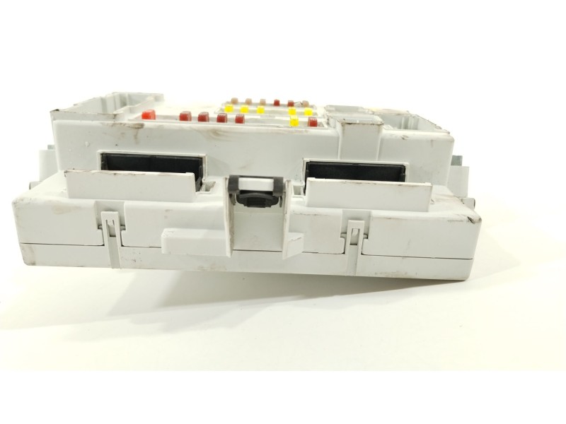 Recambio de caja reles / fusibles para alfa romeo giulietta (191) sprint referencia OEM IAM 50534683  