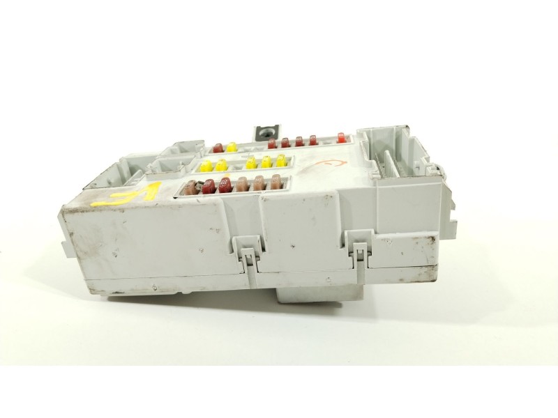 Recambio de caja reles / fusibles para alfa romeo giulietta (191) sprint referencia OEM IAM 50534683  