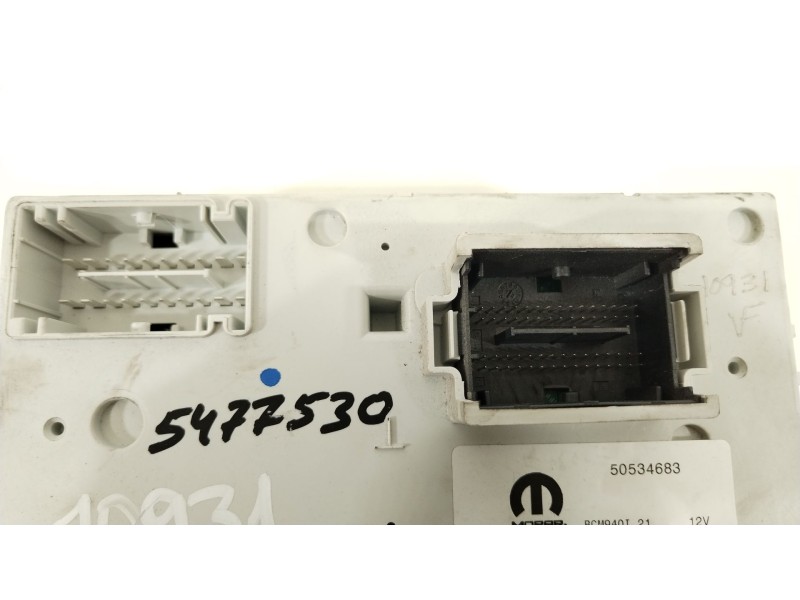 Recambio de caja reles / fusibles para alfa romeo giulietta (191) sprint referencia OEM IAM 50534683  