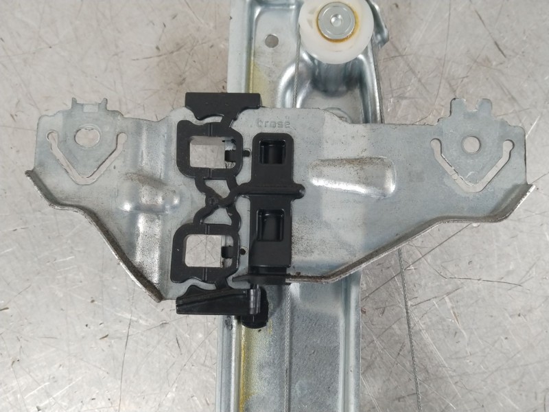 Recambio de elevalunas delantero derecho para nissan qashqai (j11) 1.6 dci turbodiesel cat referencia OEM IAM 80700HV00C  E06026