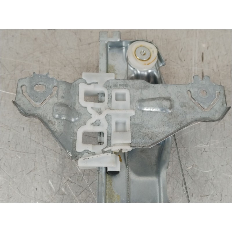 Recambio de elevalunas trasero derecho para nissan qashqai ii (j11, j11_) 1.5 dci referencia OEM IAM 82700HV00A  C86070101