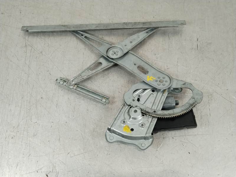 Recambio de elevalunas delantero izquierdo para renault scenic iii expression referencia OEM IAM 807311050R  