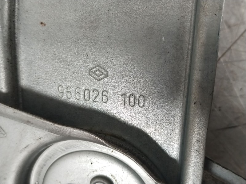 Recambio de elevalunas delantero izquierdo para renault scenic iii expression referencia OEM IAM 807311050R  