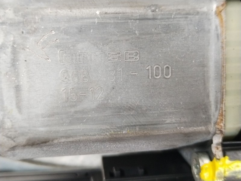 Recambio de elevalunas delantero izquierdo para renault scenic iii expression referencia OEM IAM 807311050R  