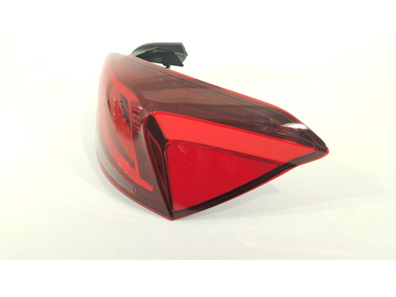 Recambio de piloto trasero derecho para seat ibiza v (kj1, kjg) 1.0 tsi referencia OEM IAM 6F0945208H  