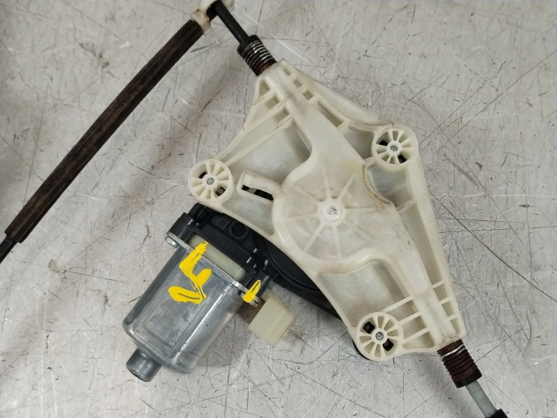 Recambio de elevalunas delantero derecho para seat leon (5f1) 2.0 tdi referencia OEM IAM 5F4837462D  5Q0959802B