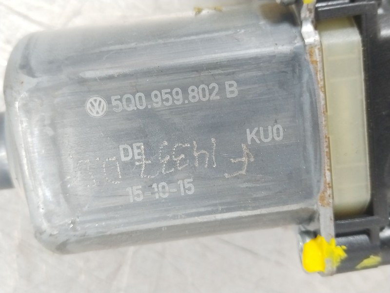 Recambio de elevalunas delantero derecho para seat leon (5f1) 2.0 tdi referencia OEM IAM 5F4837462D  5Q0959802B