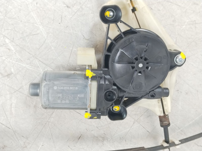 Recambio de elevalunas delantero derecho para seat leon (5f1) 2.0 tdi referencia OEM IAM 5F4837462D  5Q0959802B