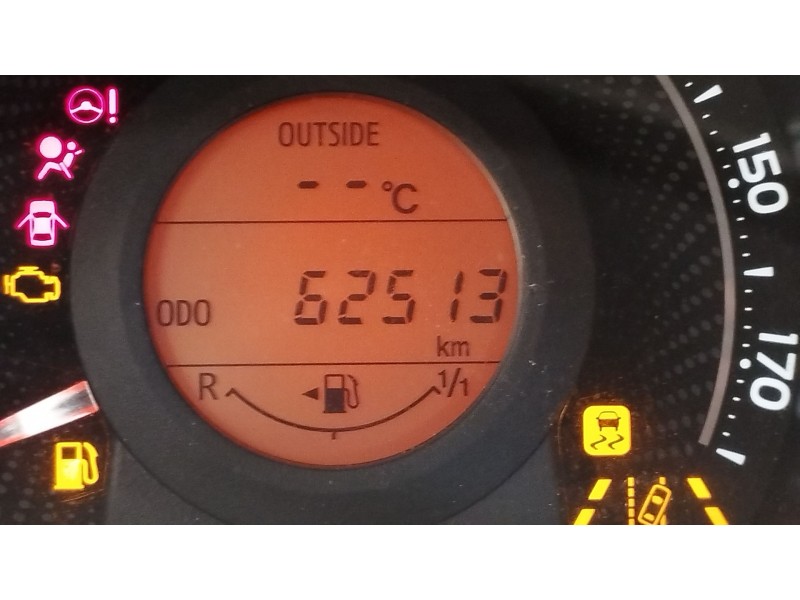 Recambio de cuadro instrumentos para toyota aygo x-cite referencia OEM IAM 69644700U  838000H570