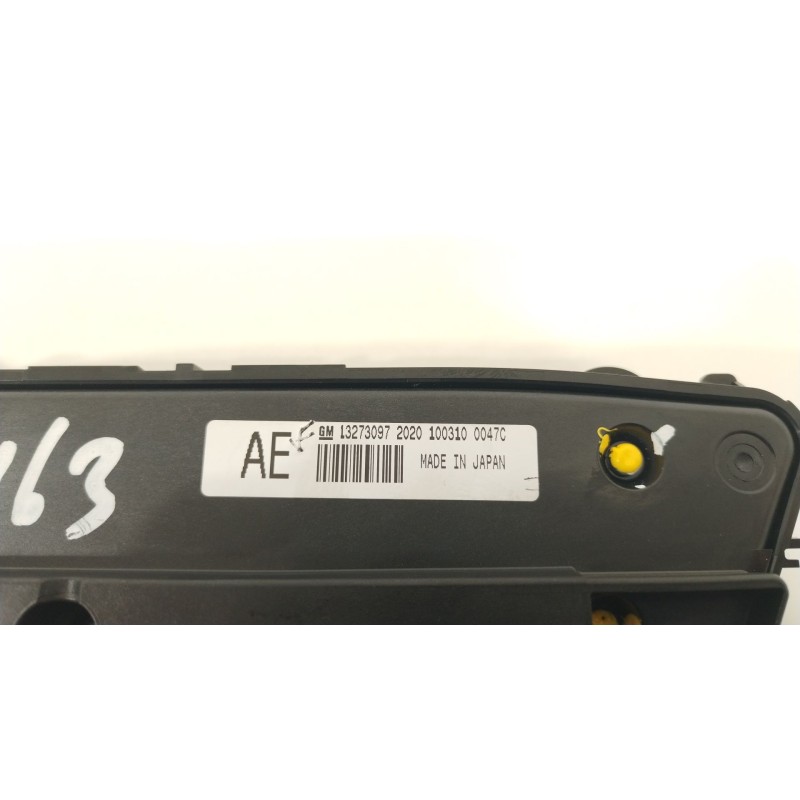 Recambio de mando climatizador para opel insignia sports tourer 2.0 16v cdti referencia OEM IAM 13273097  