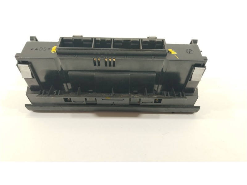 Recambio de mando climatizador para audi a3 (8p) 2.0 tdi attraction (dpf) referencia OEM IAM 8P0820043D  